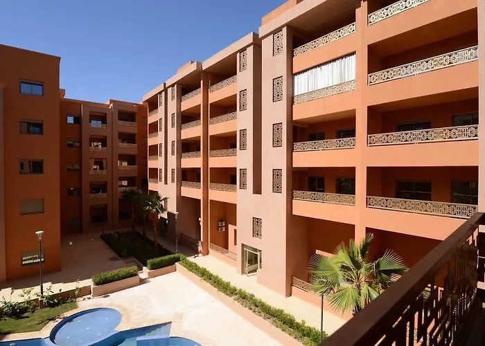Appartement Raffine Avec Piscine Au Centre Ville