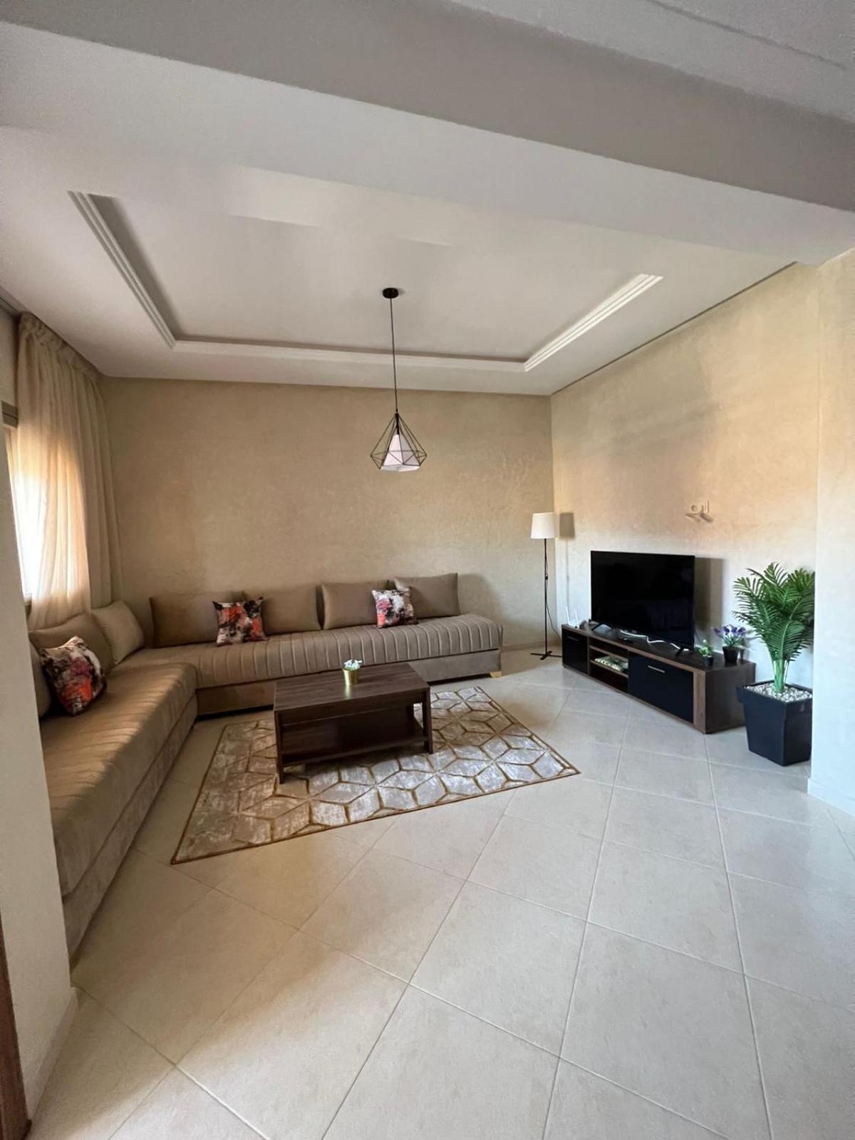Appartement Raffine Avec Piscine Au Centre *